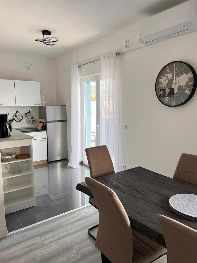 Apartment Lena Baška Voda Eksteriør billede