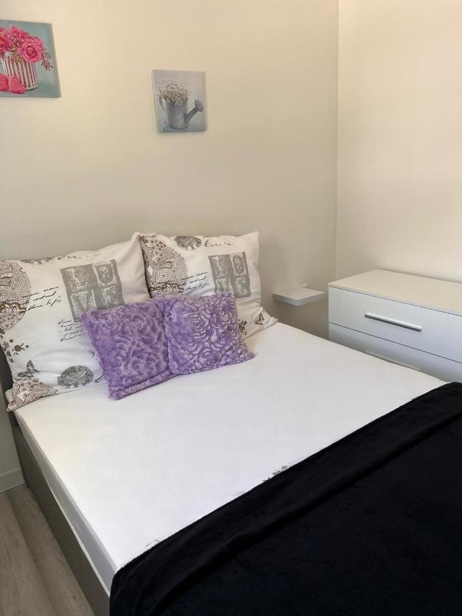 Apartment Lena Baška Voda Eksteriør billede