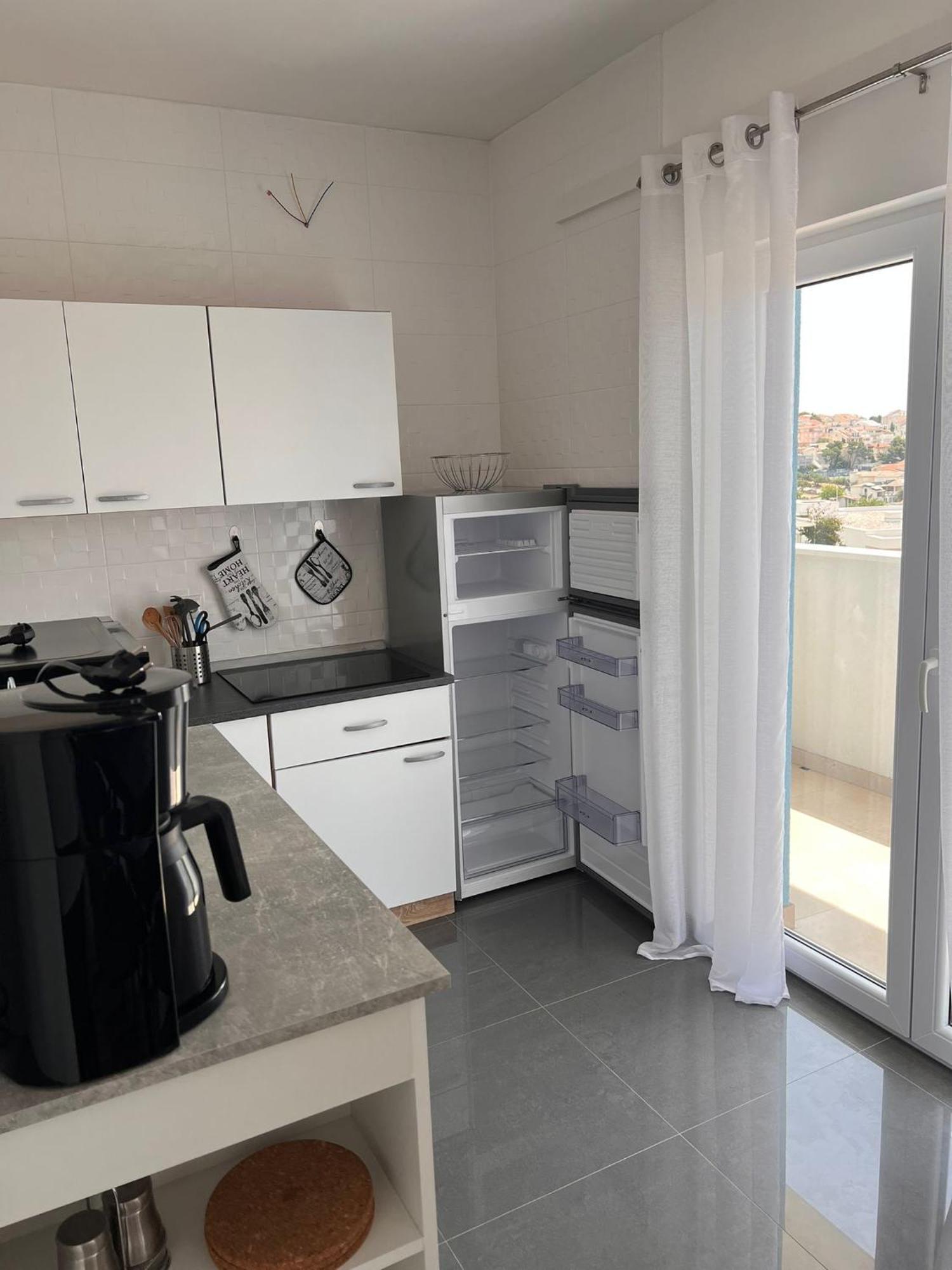 Apartment Lena Baška Voda Eksteriør billede